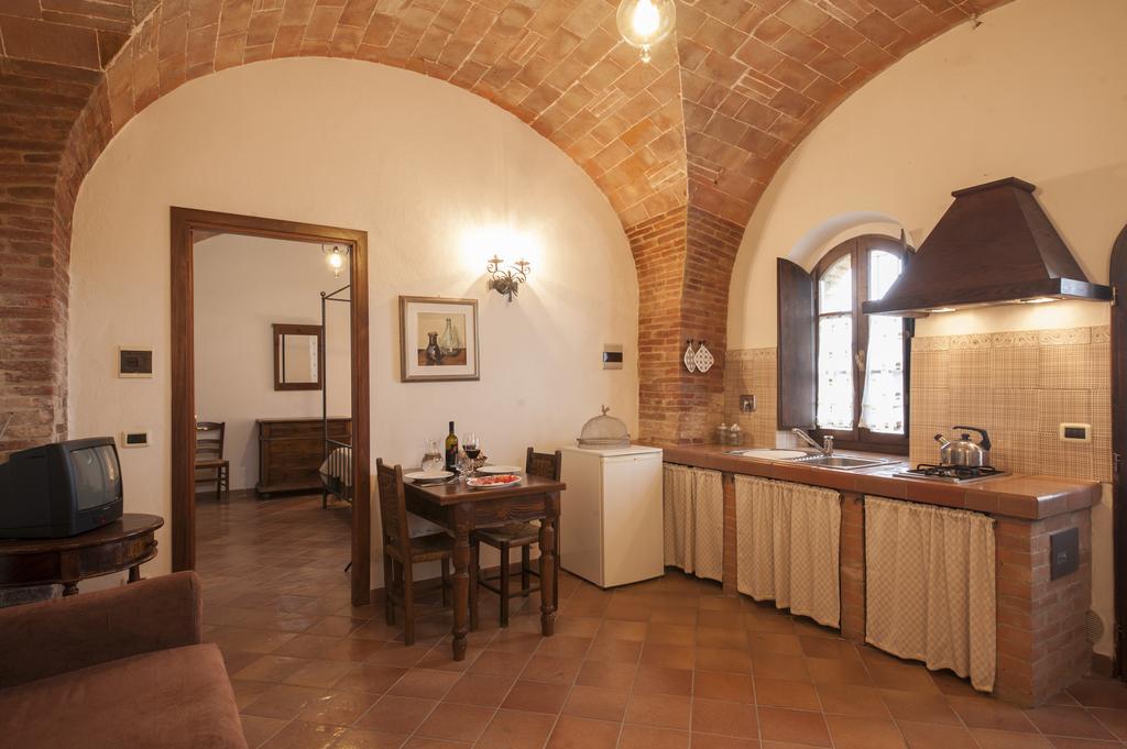 Agriturismo Ragoncino Lajatico Phòng bức ảnh