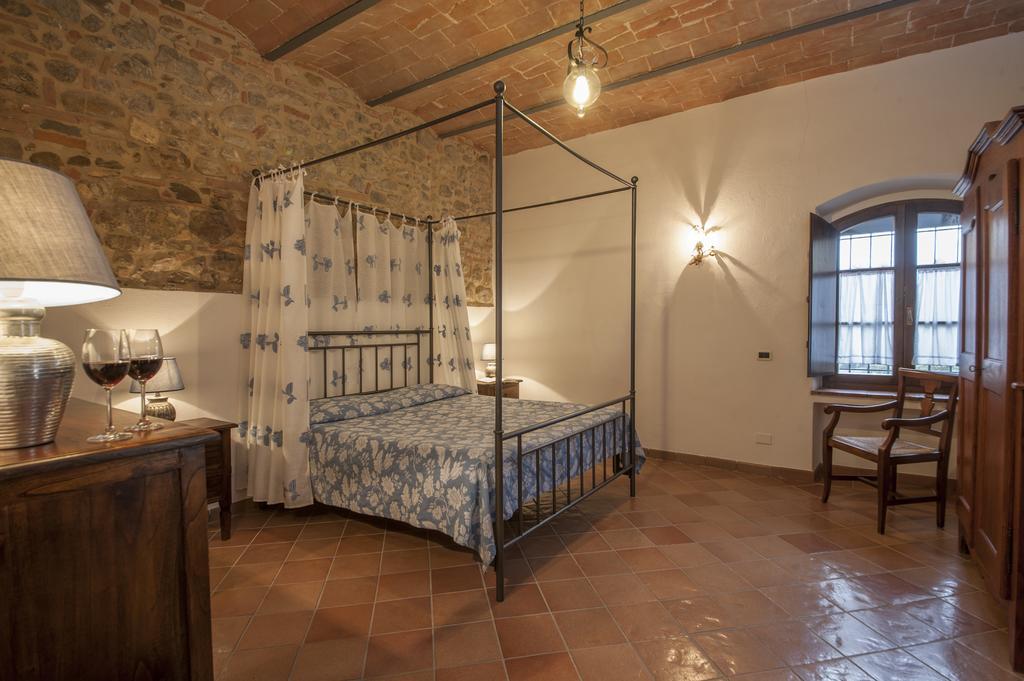Agriturismo Ragoncino Lajatico Phòng bức ảnh