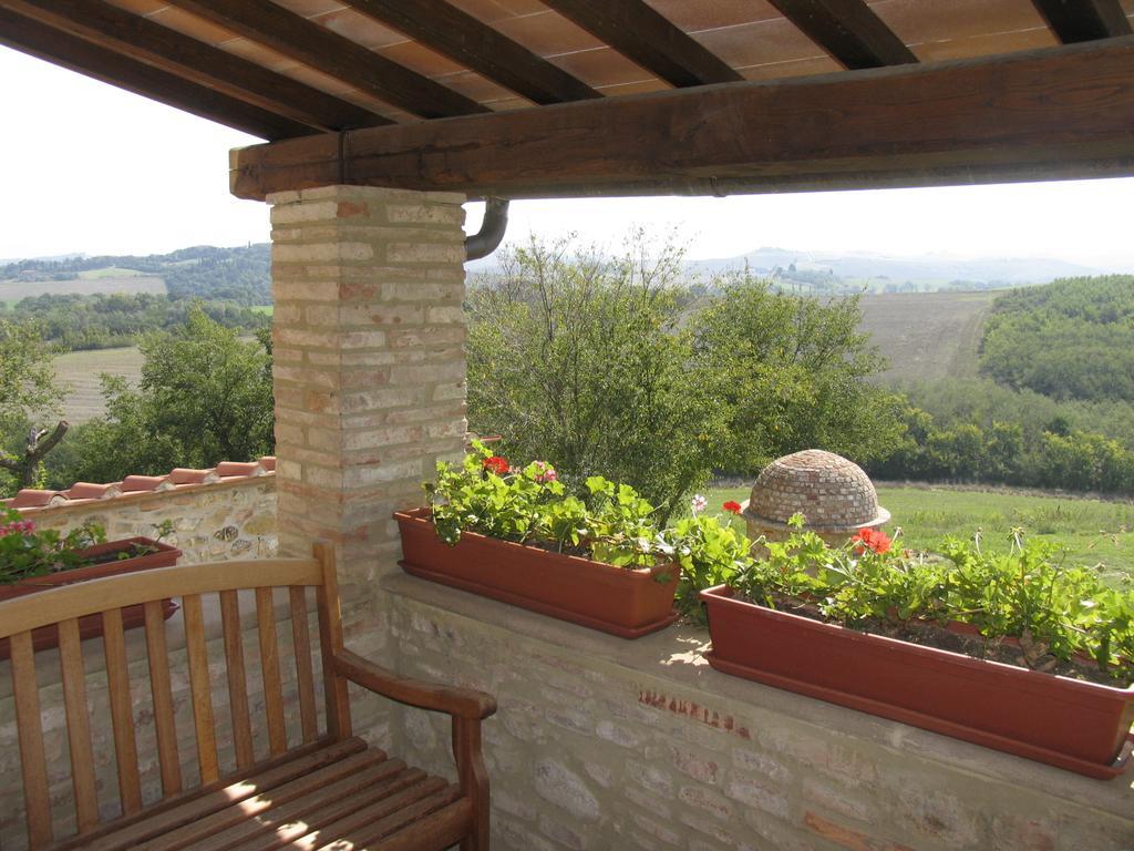 Agriturismo Ragoncino Lajatico Ngoại thất bức ảnh